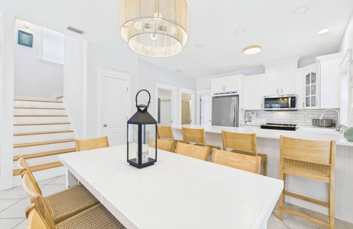Village of Sugar Beach Casa | Sugar Hill Hang-Pool, Golf Cart, Dogs OK, Sleeps 12