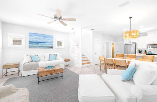 Village of Sugar Beach Casa | Sugar Hill Hang by Stay on 30A- Pool, Bikes, Golf Cart