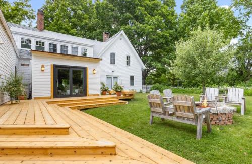 Lamoine Casa | Sugar Maple Farm near Acadia - 5 Bedrooms, 5 Beds with FirePit and Large Deck