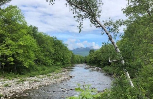 Carrabassett Valley Cabina | Sugarloaf - 2 Bedroom home, private location. Near mountain & all activities