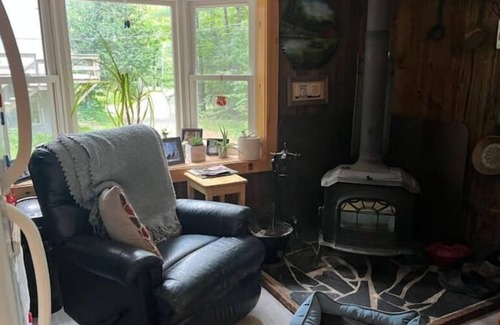 Carrabassett Valley Cabina | Sugarloaf - 2 Bedroom home, private location. Near mountain & all activities