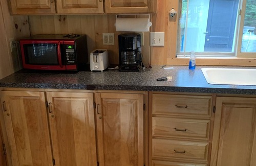 Carrabassett Valley Cabina | Sugarloaf camp - ski/ outdoors rustic retreat