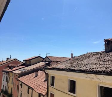 Schio Apartamento | Sui tetti di Schio - Apartments guest house