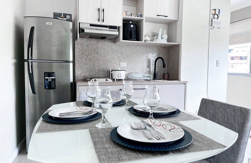 Puerto Santa Ana Apartamento | Suit de lujo con piscina y jacuzzi en Puerto Santa Ana