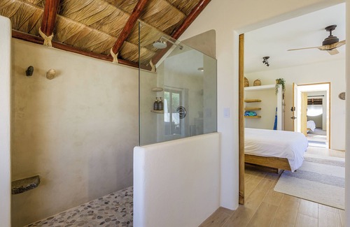 Los Barriles Hotel | Suite 2: Coastal Elegance