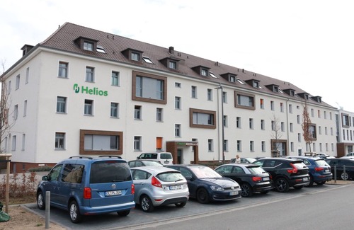 Oststadt/Stadtfeld Apartamento | Suite / 2 double rooms with shared bathroom (electrically adjustable beds)