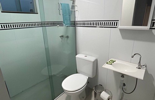 Ipiranga Apartamento | Suite 6 · Suíte Confortável 3 Camas Solteiro VI