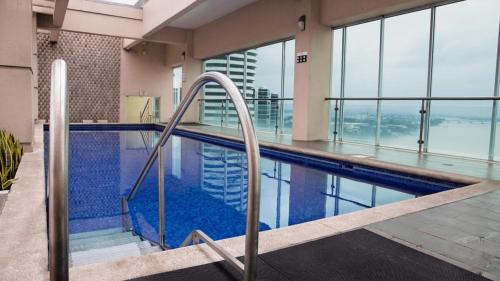 Ecuador Apartamento | Suite 7 Riverfront, river view, Guayaquil