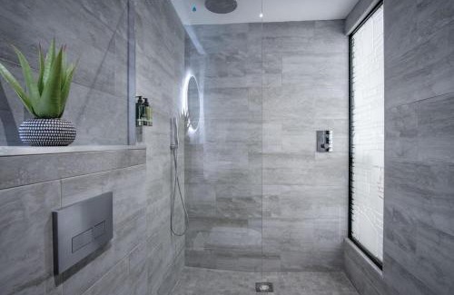 Pen-y-cae Apartamento | Suite 9 - Sleeping Giant Hotel - Pen Y Cae Inn