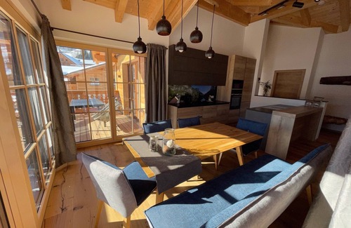 Russbach am Pass Gschuett Apartamento | Suite AO in the Dachstein Chalet in the Dachstein West ski region