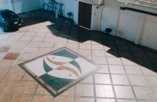 Portoviejo Apartamento | suite acogedora y equipada, garaje con control, segura junto al parque Rotonda