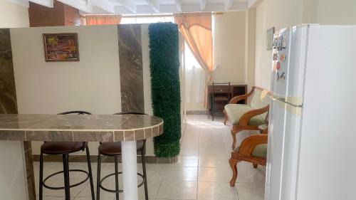 Ponceano Apartamento | SUITE AMOBLADA TODO INCLUIDO