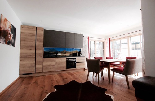 Russbach am Pass Gschuett Apartamento | Suite BE in the Dachstein Chalet- Dachstein West ski region