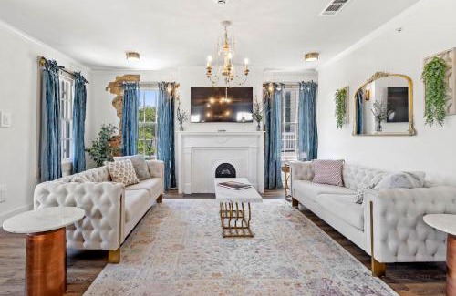 Biloxi Casa | Suite C Beach, Firepit, Dog-friendly, Downtown!