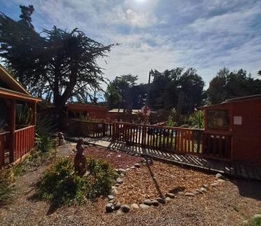 Isla Negra Cabina | Suite con DESAYUNO SOLO PARA DOS Ó Cabañas familiares Los PINARES DEL MAR -Pet friendly