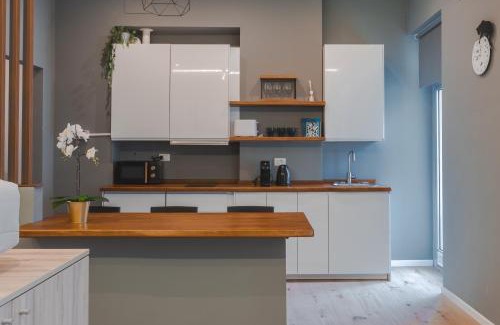 Trieste Old Town Apartamento | Suite Corso Italia con Balcone nel Cuore di Trieste