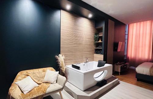 Old Town Apartamento | Suite Cosy Jacuzzi Troyes - Secrets d'Ana