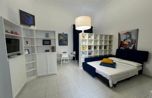 Frattamaggiore Apartamento | suite cubè al centro storico vicino la scuola Vespucci con parcheggio su richiesta