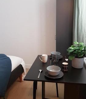 Rueil-Malmaison Apartamento | Suite dans l'hyper-centre de Rueil Malmaison, La Défense à 15 minutes