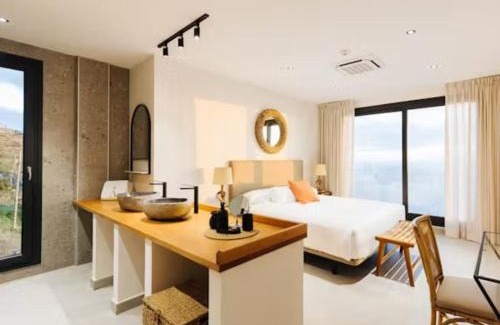 Las Indias Apartamento | Suite de lujo con Piscina, Terraza y Espectaculares Vistas al Mar