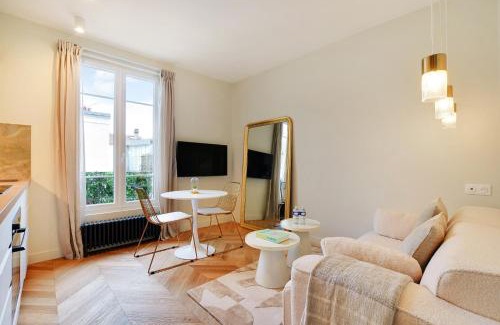 Silly-Gallieni Apartamento | Suite Deluxe 2 by Les Maisons de Charloc Homes