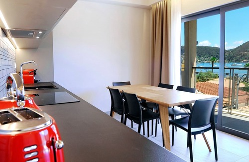 Vlicho Casa | Suite Demi - Demar Suites