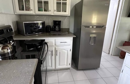 Tower Isle Casa | Suite Dreamers Cottage