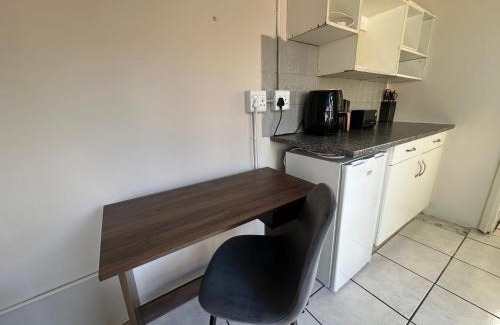 Parow North Apartamento | Suite Dreams Cute Studio Flat