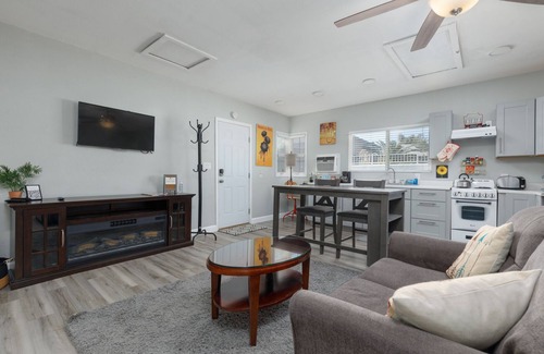 Royal Crest Rancheros Apartamento | Suite Dreams in Sin City - Studio Just 10 minutes to The Strip