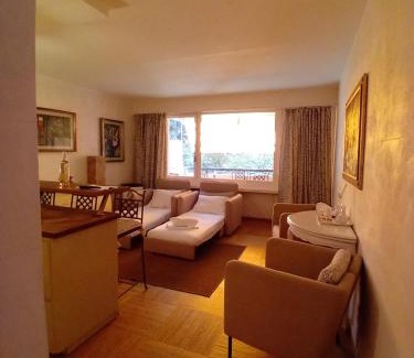 Bissone Apartamento | Suite Ellegance 305