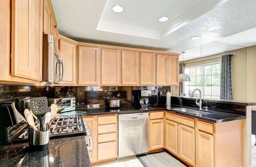 Tustin Casa | Suite Escape @ Tustin Ranch! ¡Todo a estrenar! Corporativo, Extended Stay!