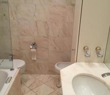 Kirchrode Apartamento | Suite Home