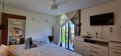 Barra Velha Apartamento | Suite Ilhabela - com varanda e vista panorâmica