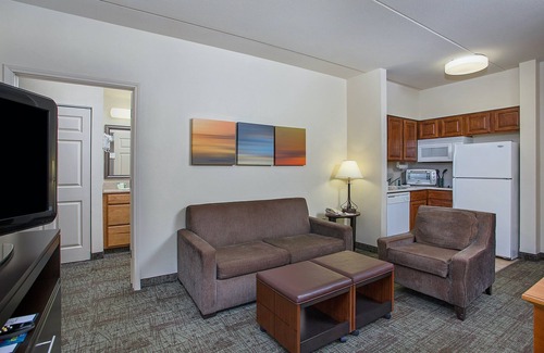 Downtown Chattanooga Condominio | Suite in Downtown Chattanooga | Hot Tub Access