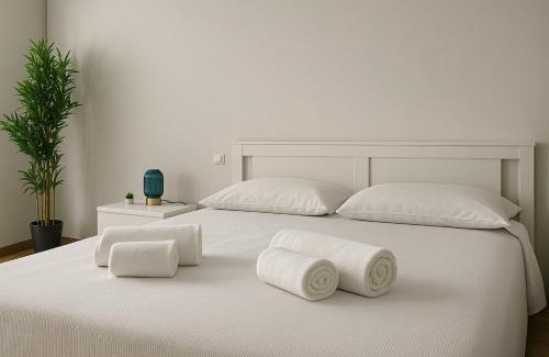 Sarnico Casa | SUITE IN THE HISTORIC CENTER - free Wi-Fi