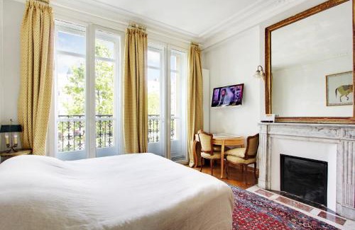 Chaillot Cama Y Desayuno | Suite junior avec balcon et vue sur Arc de Triomphe