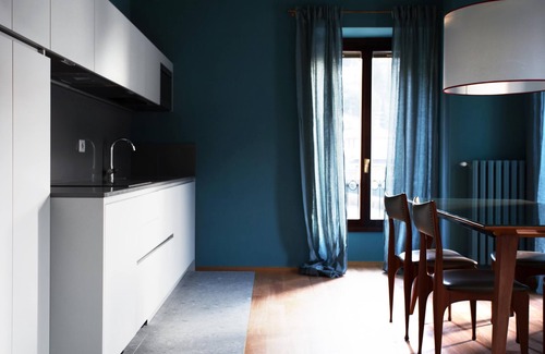 Riva Apartamento | Suite "Luccio" at 2 steps from the lake with panoramic view. Lounge bar and swimming pool