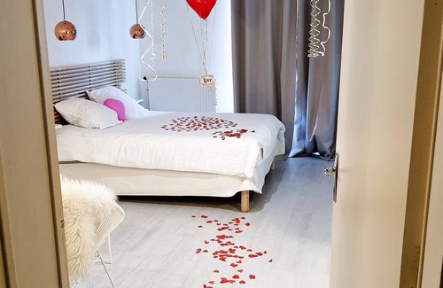 Downtown Angers Apartamento | Suite Luxe Jacuzzi Cœur de Maine