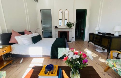 Cape Town City Centre Casa | Suite Martinique at Slivington Manor