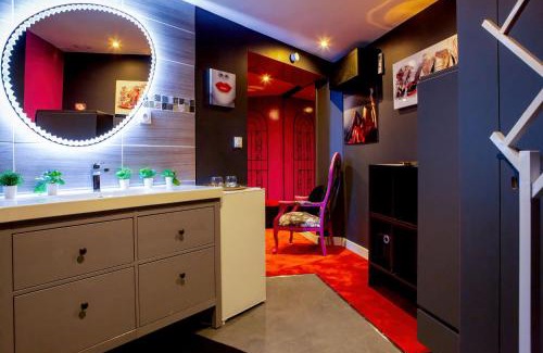 Fontaine Lestang Apartamento | SUITE MIROIRS Love Hotel Toulouse