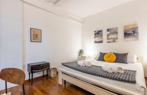 Porta Genova Apartamento | Suite Navigli Delight - In Navigli's Heart