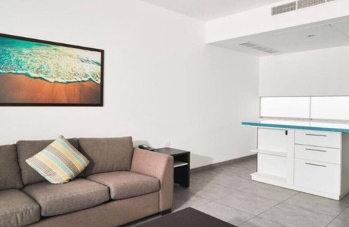 Asia Casa | Suite Ocean at VPX Hotel.