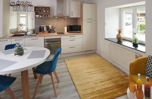 Wittersdorf Casa | Suite Or avec Sauna Privatif et Cuisine Équipée - Idéale pour un Séjour Relaxant en Alsace - FR-1-744-13