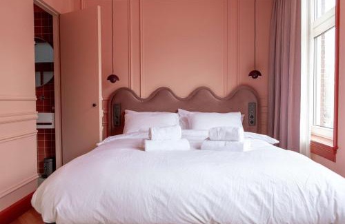 Burgwallen Nieuwe Zijde Cama Y Desayuno | Suite Palette