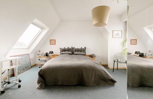 Neudorf Ouest Cama Y Desayuno | Suite Place de l'Etoile