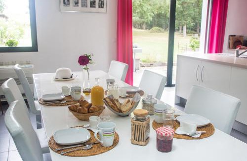 Le Burgaud Cama Y Desayuno | Suite pour 4 la Maison Maupas