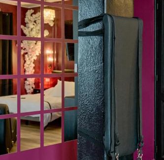 Roanne Apartamento | Suite romantique avec Balneo et jeux coquins