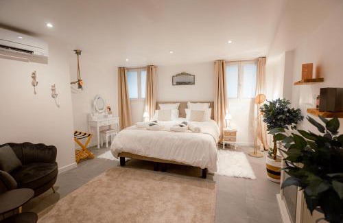 Montpellier City-Centre Apartamento | Suite romantique avec Jacuzzi - Hypercentre, Comédie
