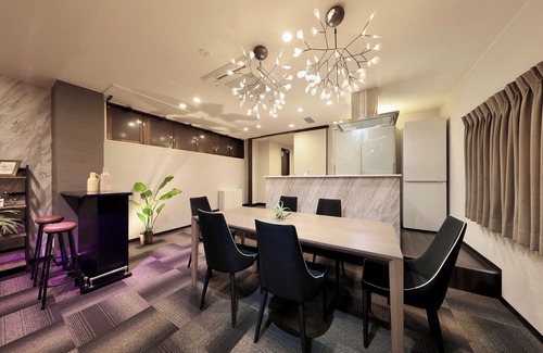 Minamisenba Apartamento | Suite Room / Osaka Ōsaka