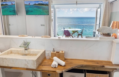 Grand Case Apartamento | Suite Sea View First Floor - Residence Bleu Marine - located in the heart of Grand Case